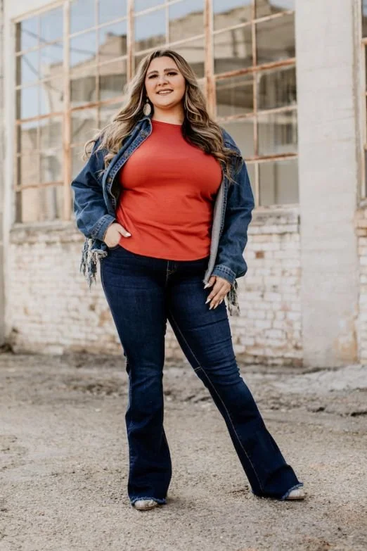 DARK WASH FLARE LEG JEANS PLUS SIZE