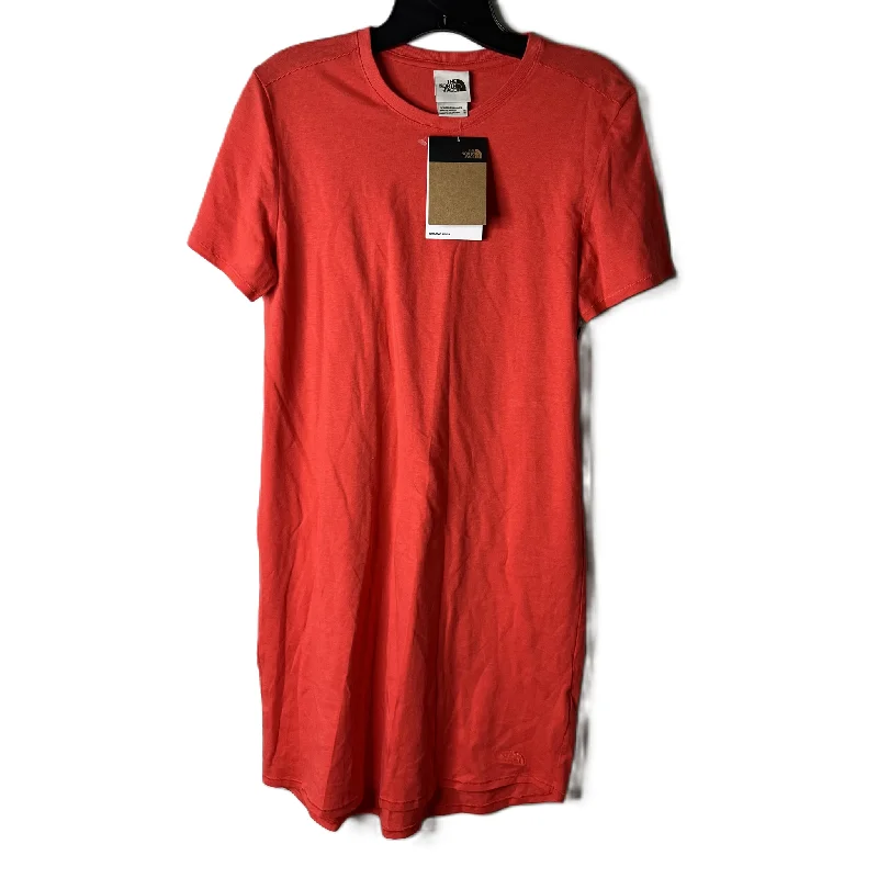 Athletic Dress By The North Face In Red, Size: M Bold pattern unclassified dresses