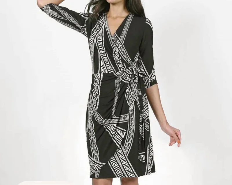 Black/vanilla Knit Wrap Dress Style 223270 Bright color unclassified dresses