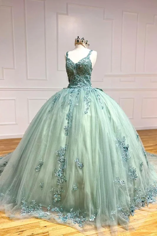 Quinceanera Dress Ball Gown Straps Sweetheart Quinceanera Dresses With Applique Casual unclassified dresses