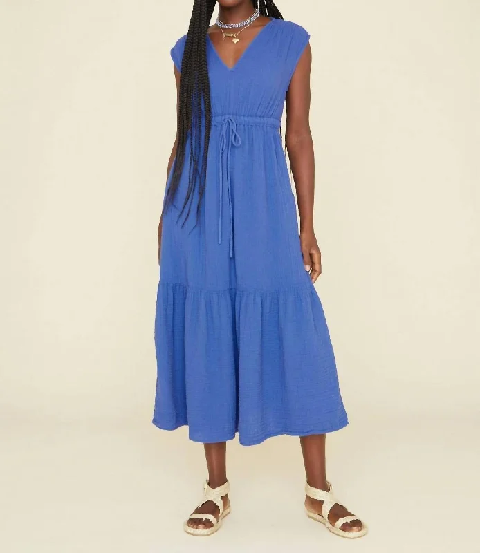 Rosalie Dress In Blue Billow Short unclassified dresses