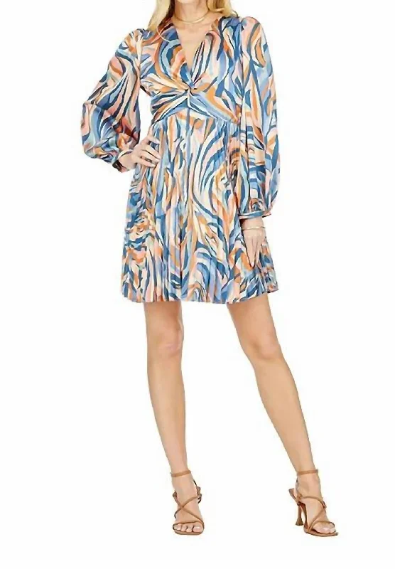 Way Boho Dress In Multi Casual chic unclassified dresses